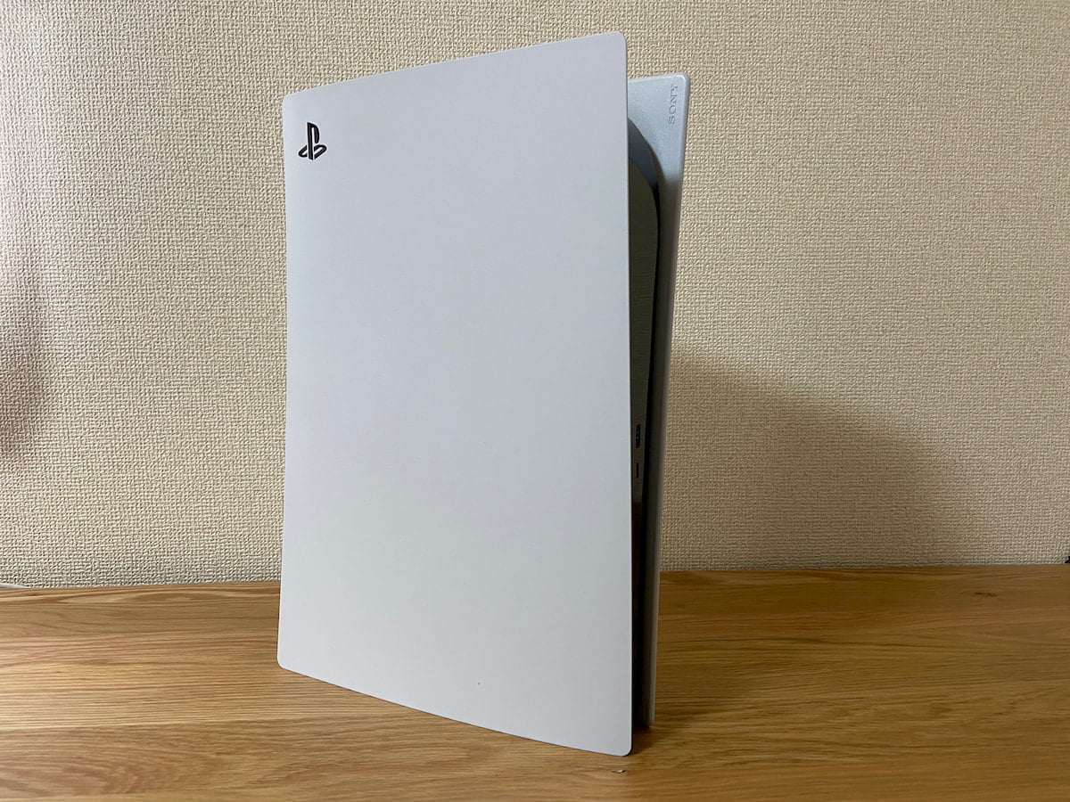 PS5本体の付属品は？同梱品7点を写真で紹介 - カップルゲーム