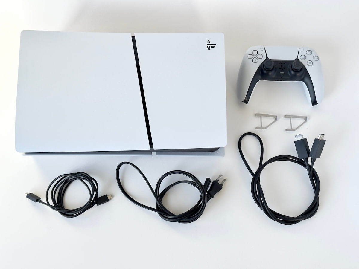 PlayStation5本体と付属品